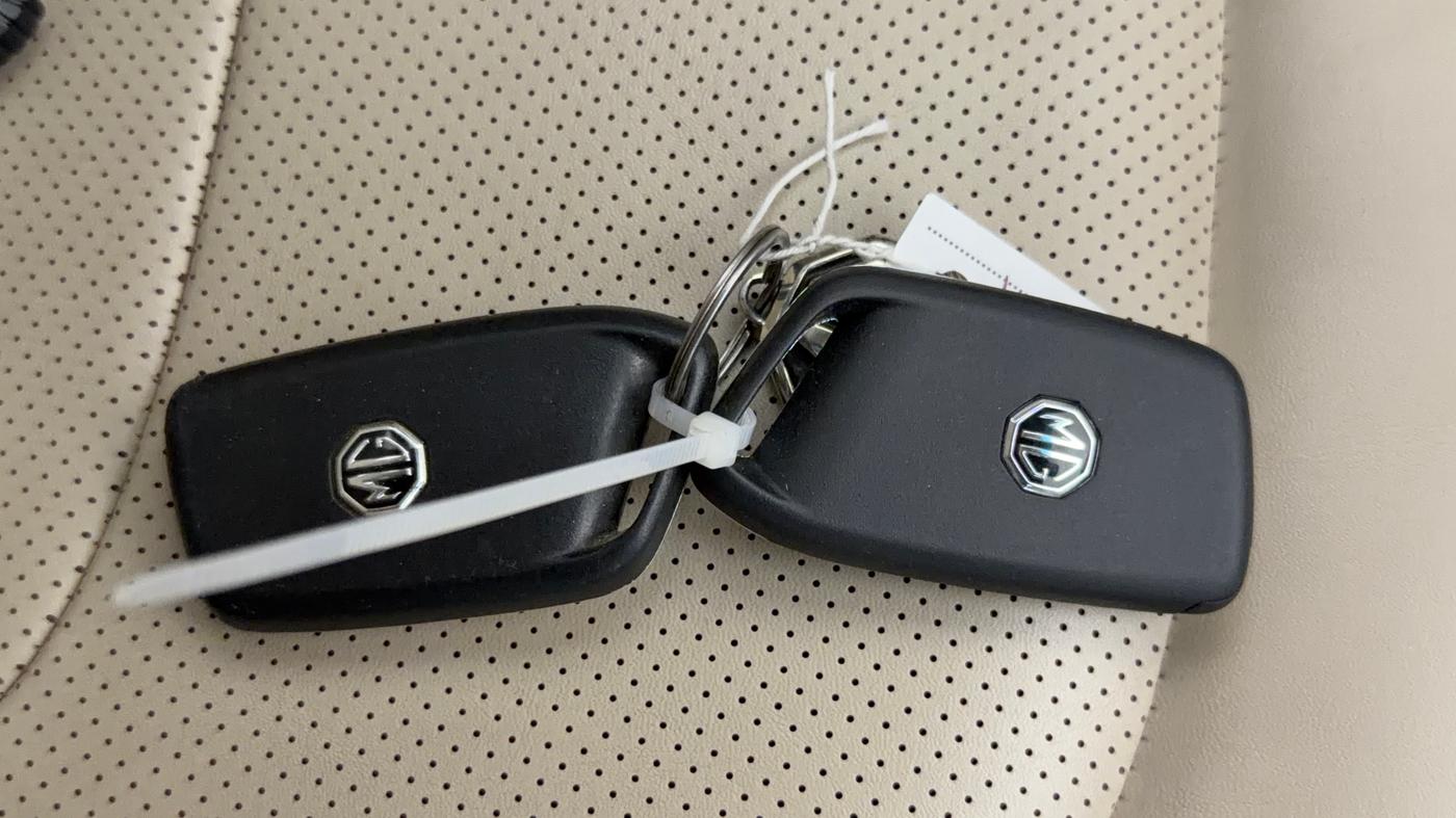 2022 MG HECTOR SHARP 1.5 PETROL CVT, Petrol, Automatic, 86,162 km, Key Close Up