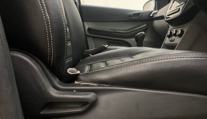 2021 Tata Tiago XT PETROL, Petrol, Manual, 54,653 km, Driver Side Adjustment Panel