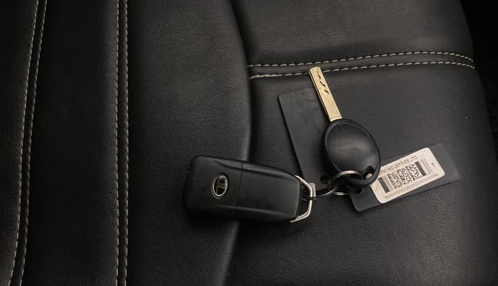 2021 Tata Tiago XT PETROL, Petrol, Manual, 54,653 km, Key Close Up
