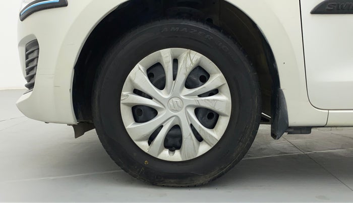 2018 Maruti Swift VXI AMT D, Petrol, Automatic, 36,155 km, Left Front Wheel