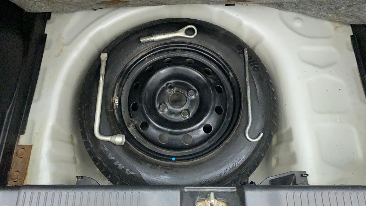 2018 Maruti Swift VXI AMT D, Petrol, Automatic, 36,155 km, Spare Tyre