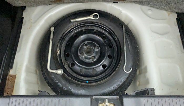 2018 Maruti Swift VXI AMT D, Petrol, Automatic, 36,155 km, Spare Tyre