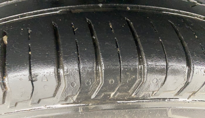 2023 Skoda SLAVIA Ambition 1.5L TSI, Petrol, Manual, 52,161 km, Right Rear Tyre Tread