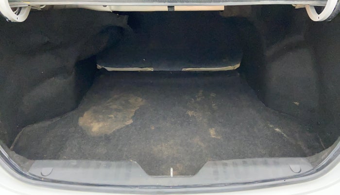 2014 Maruti Ciaz VDI PLUS, Diesel, Manual, 94,381 km, Boot Inside