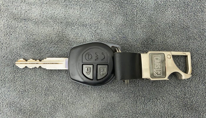 2014 Maruti Ciaz VDI PLUS, Diesel, Manual, 94,381 km, Key Close Up