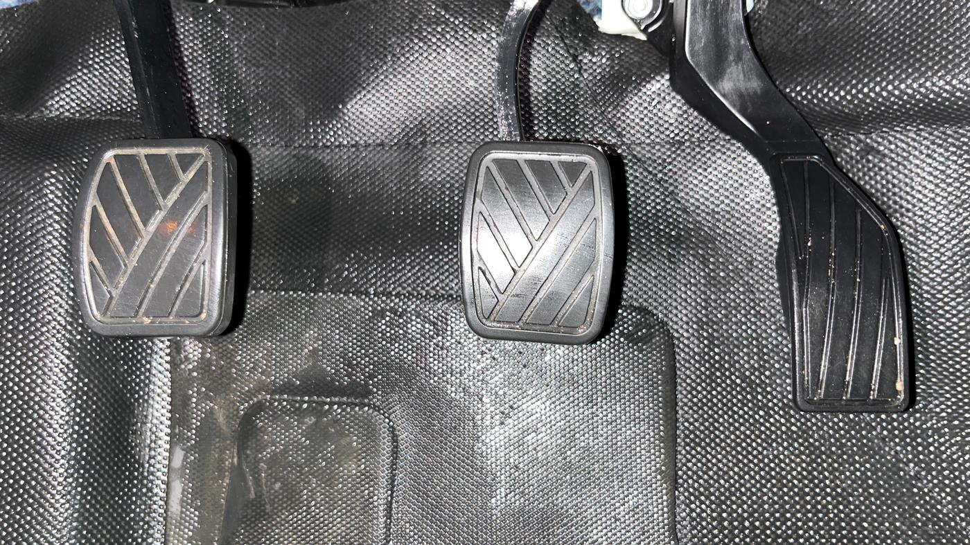 2022 Maruti Vitara Brezza ZXI PLUS, Petrol, Manual, 54,890 km, Pedals
