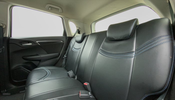 2018 Honda Jazz 1.5 VX I DTEC, Diesel, Manual, 28,655 km, Right Side Rear Door Cabin