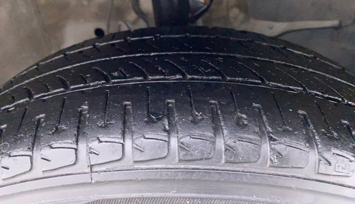 2018 Honda Jazz 1.5 VX I DTEC, Diesel, Manual, 28,655 km, Right Front Tyre Tread