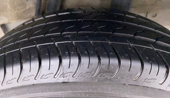 2018 Honda Jazz 1.5 VX I DTEC, Diesel, Manual, 28,655 km, Left Rear Tyre Tread