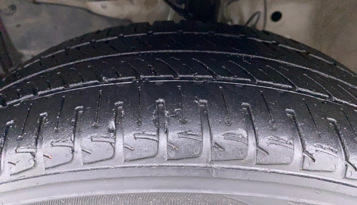 2018 Honda Jazz 1.5 VX I DTEC, Diesel, Manual, 28,655 km, Left Front Tyre Tread