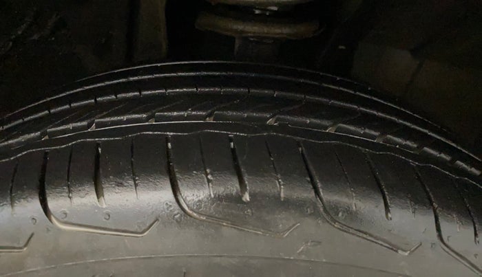 2022 Renault Kiger RXZ AMT, Petrol, Automatic, 36,217 km, Right Front Tyre Tread