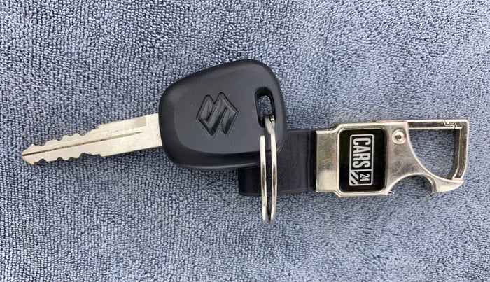2016 Maruti Vitara Brezza LDI OPT, Diesel, Manual, 29,311 km, Key Close Up
