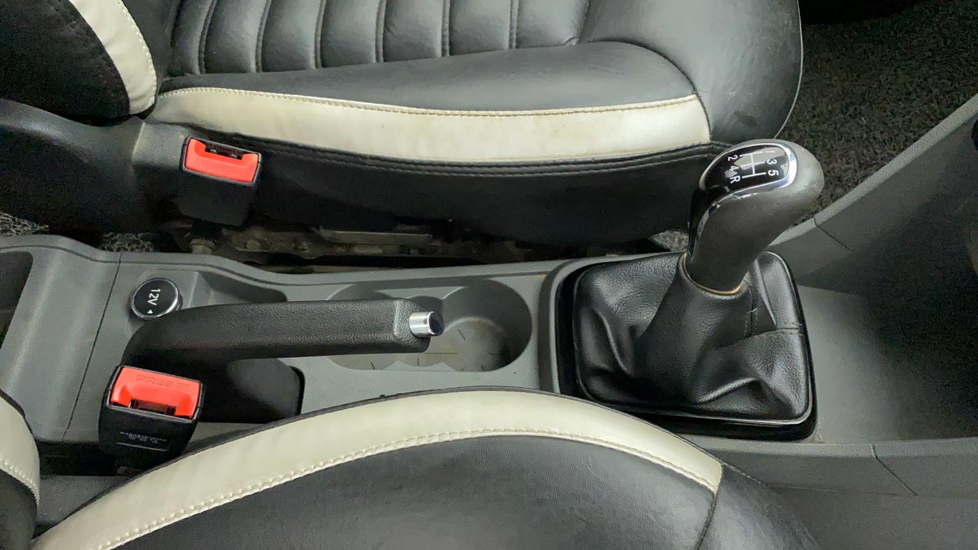2018 Tata TIGOR XZ PETROL, Petrol, Manual, 40,031 km, Gear Lever