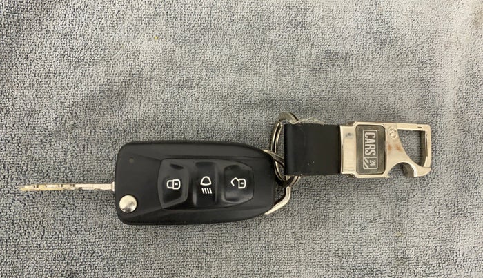 2018 Tata TIGOR XZ PETROL, Petrol, Manual, 40,031 km, Key Close Up