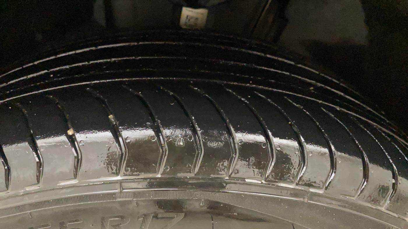 2025 Skoda Kylaq Prestige AT, Petrol, Automatic, 16,020 km, Left Front Tyre Tread