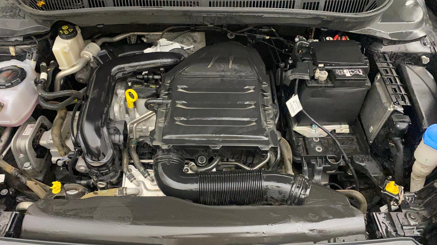 2025 Skoda Kylaq Prestige AT, Petrol, Automatic, 16,020 km, Engine View