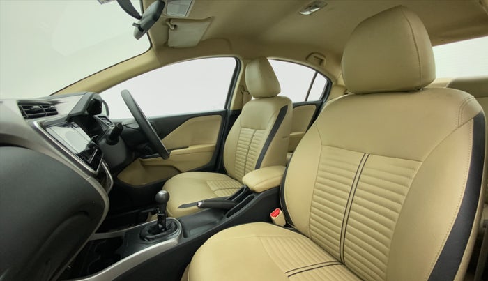 2017 Honda City V MT PETROL, Petrol, Manual, 25,527 km, Right Side Front Door Cabin