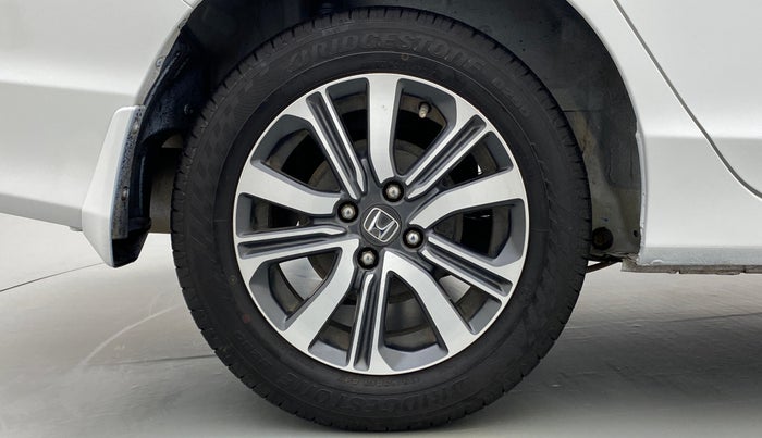 2017 Honda City V MT PETROL, Petrol, Manual, 25,527 km, Right Rear Wheel