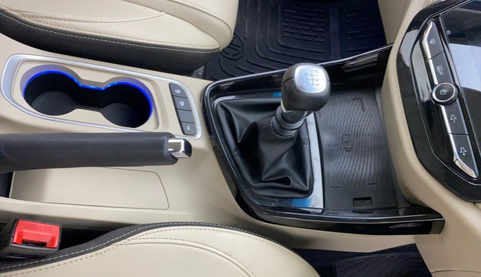 2021 MG HECTOR SHARP HYBRID 1.5 PETROL, Petrol, Manual, 46,670 km, Gear Lever