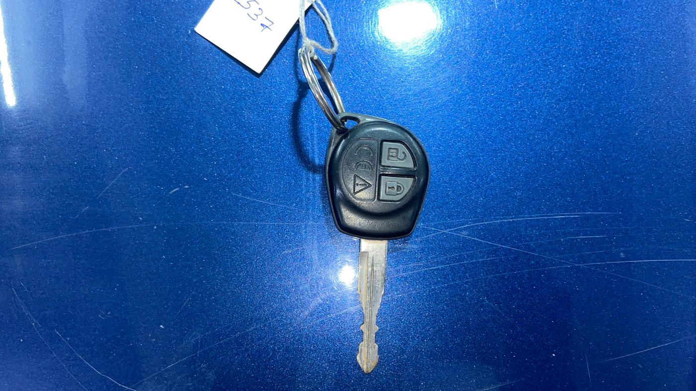 2022 Maruti Ciaz DELTA AT 1.5 SHVS PETROL, Petrol, Automatic, 48,196 km, Key Close Up