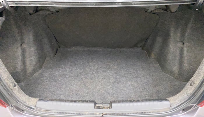 2017 Honda Amaze 1.2L I-VTEC SX, Petrol, Manual, 97,411 km, Boot Inside