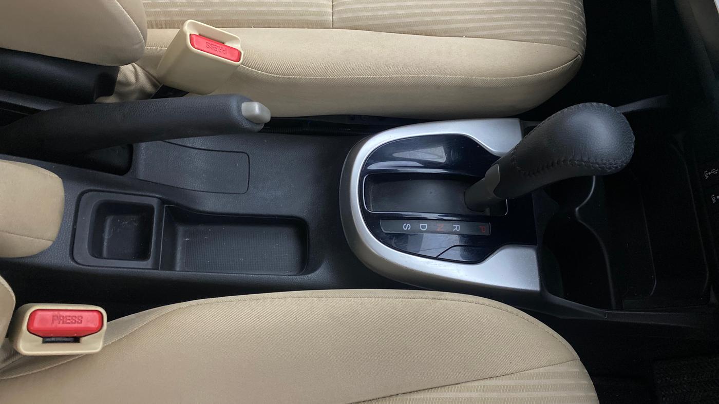 2021 Honda Jazz 1.2L I-VTEC VX CVT, Petrol, Automatic, 24,672 km, Gear Lever