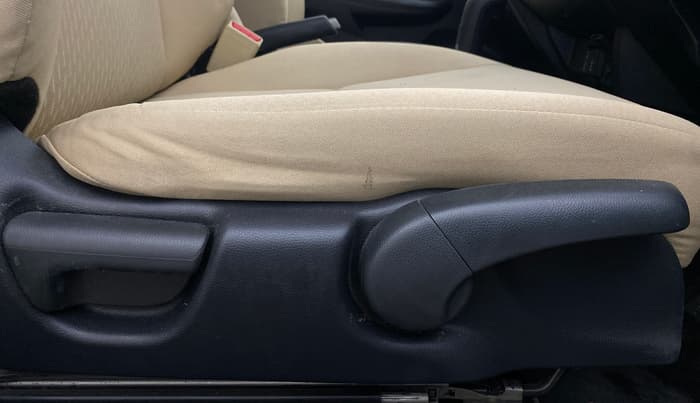 2021 Honda Jazz 1.2L I-VTEC VX CVT, Petrol, Automatic, 24,672 km, Driver Side Adjustment Panel