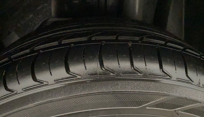 2021 Ford FREESTYLE TITANIUM 1.2 PETROL, Petrol, Manual, 70,813 km, Left Rear Tyre Tread