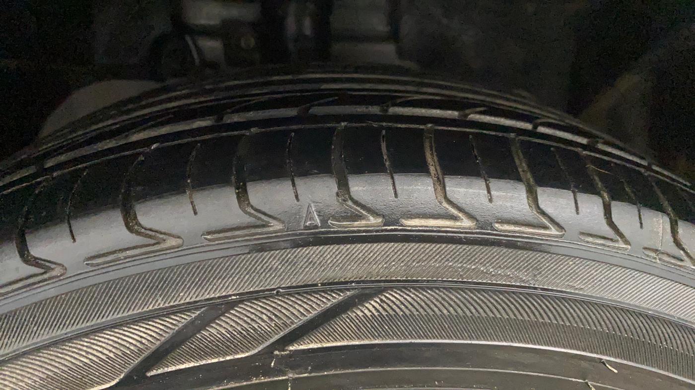2021 Ford FREESTYLE TITANIUM 1.2 PETROL, Petrol, Manual, 70,813 km, Right Front Tyre Tread