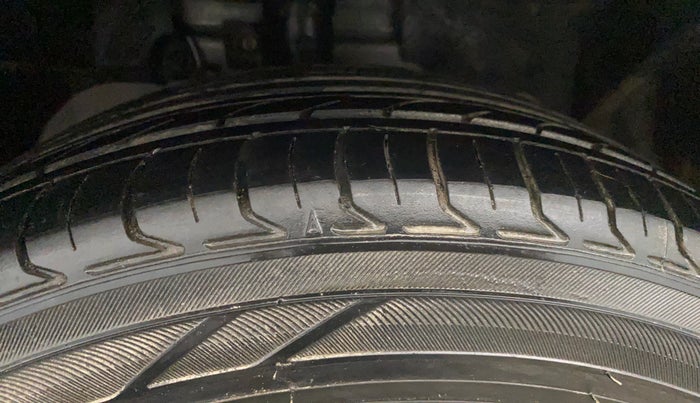 2021 Ford FREESTYLE TITANIUM 1.2 PETROL, Petrol, Manual, 70,813 km, Right Front Tyre Tread