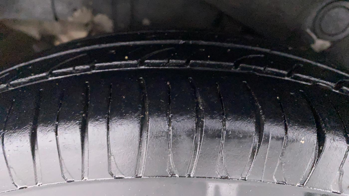 2013 Hyundai Santro Xing GLS, Petrol, Manual, 76,196 km, Right Rear Tyre Tread