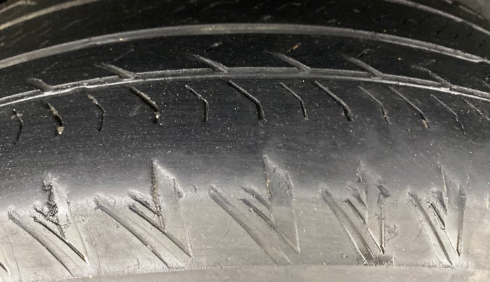 2022 Tata Safari XTA PLUS, Diesel, Automatic, 63,089 km, Left Rear Tyre Tread