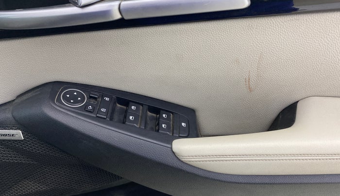 2019 KIA SELTOS HTX PLUS AT1.5 DIESEL, Diesel, Automatic, 1,30,096 km, Driver Side Door Panels Control