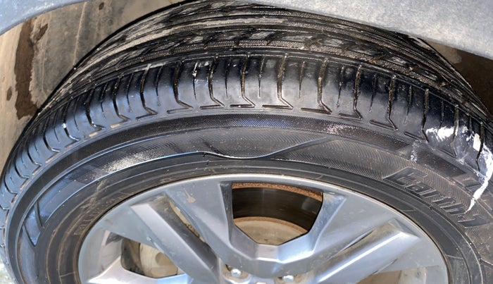 2019 KIA SELTOS HTX PLUS AT1.5 DIESEL, Diesel, Automatic, 1,30,096 km, Left Front Tyre Tread