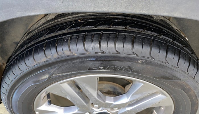 2019 KIA SELTOS HTX PLUS AT1.5 DIESEL, Diesel, Automatic, 1,30,096 km, Left Rear Tyre Tread