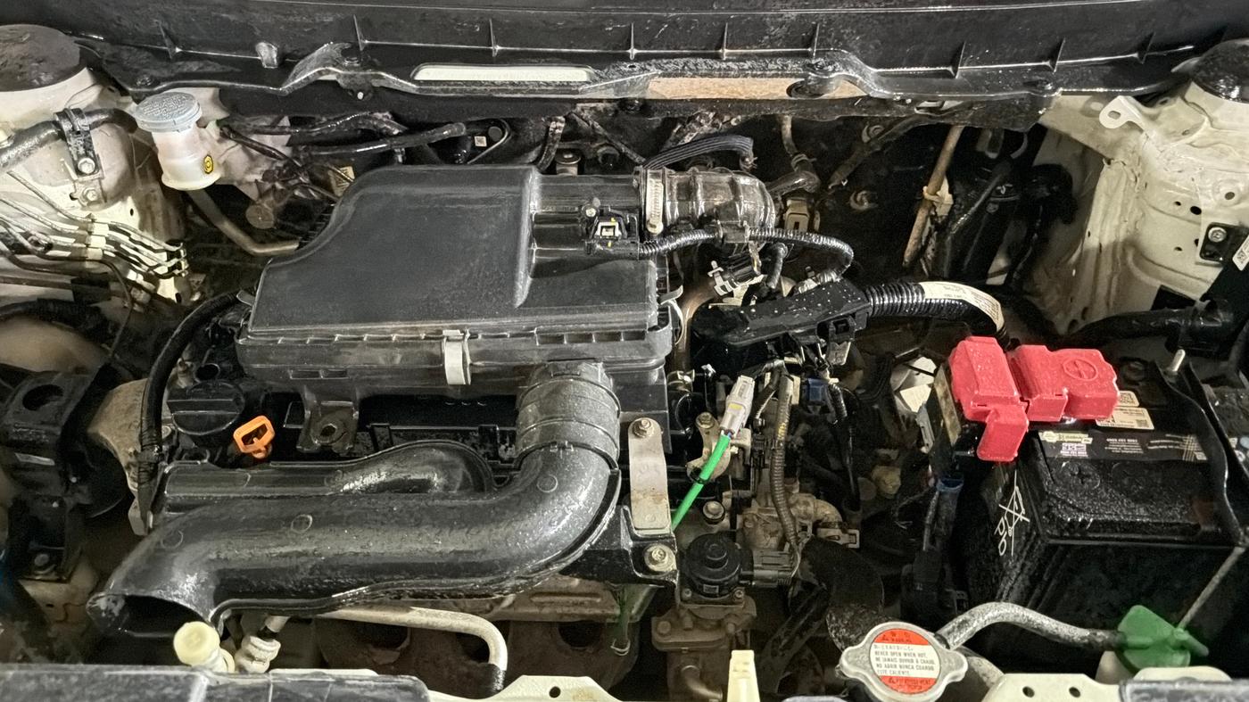 2022 Maruti BREZZA VXI SMART HYBRID, Petrol, Manual, 88,362 km, Engine View