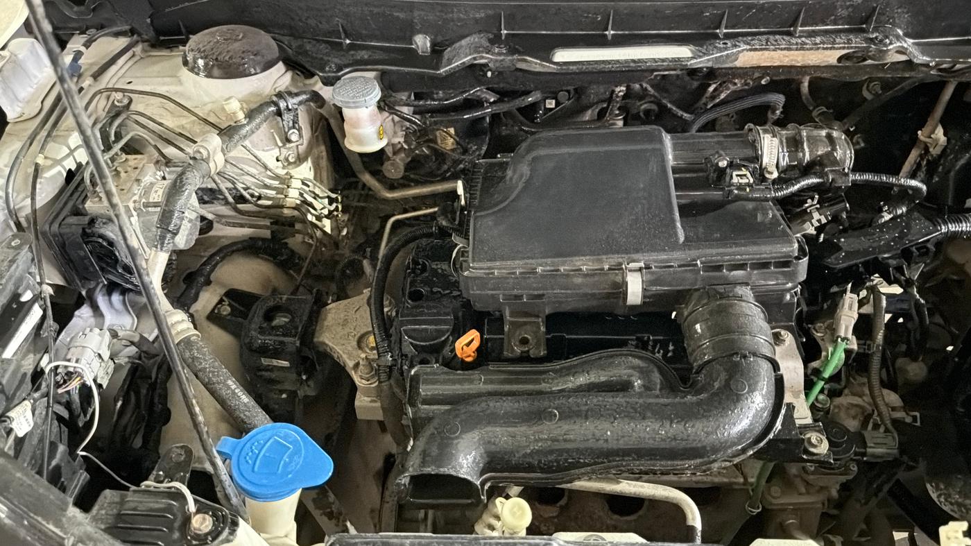 2022 Maruti BREZZA VXI SMART HYBRID, Petrol, Manual, 88,362 km, Engine View - Right