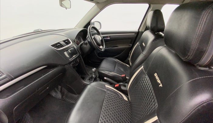 2015 Maruti Swift VXI, Petrol, Manual, 1,21,184 km, Right Side Front Door Cabin