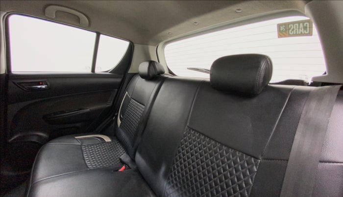 2015 Maruti Swift VXI, Petrol, Manual, 1,21,184 km, Right Side Rear Door Cabin