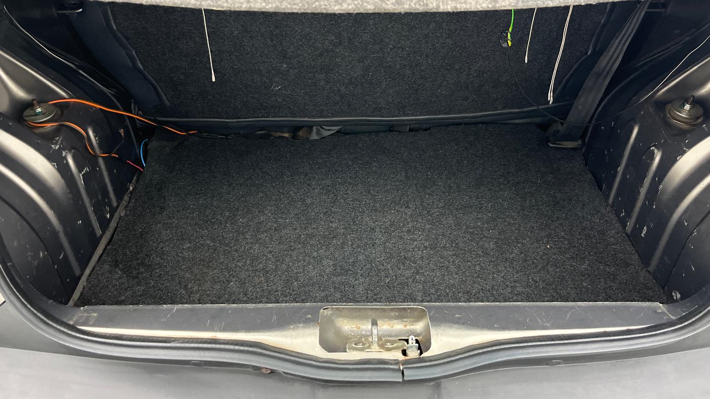 2018 Renault Kwid CLIMBER 1.0 AMT, Petrol, Automatic, 90,336 km, Boot Inside
