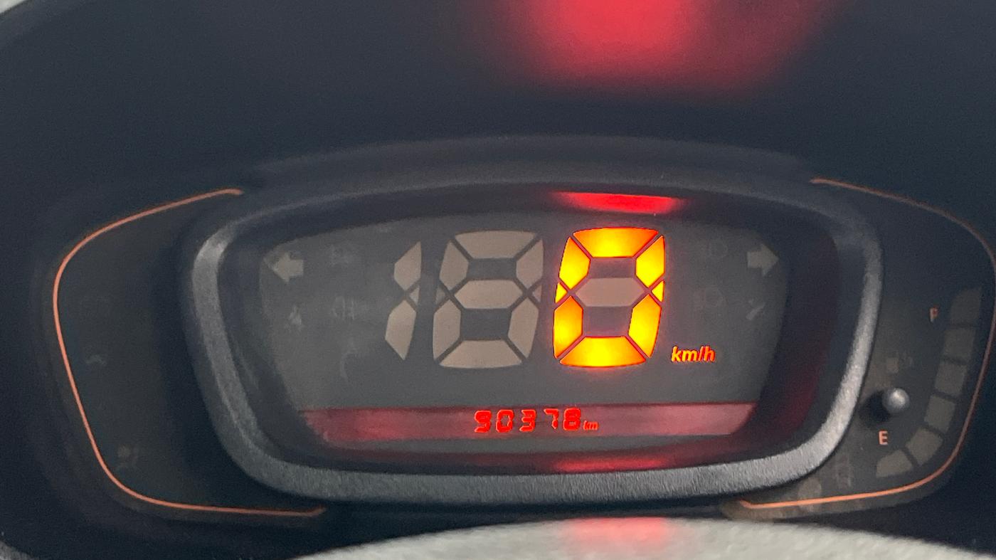 2018 Renault Kwid CLIMBER 1.0 AMT, Petrol, Automatic, 90,336 km, Odometer Image