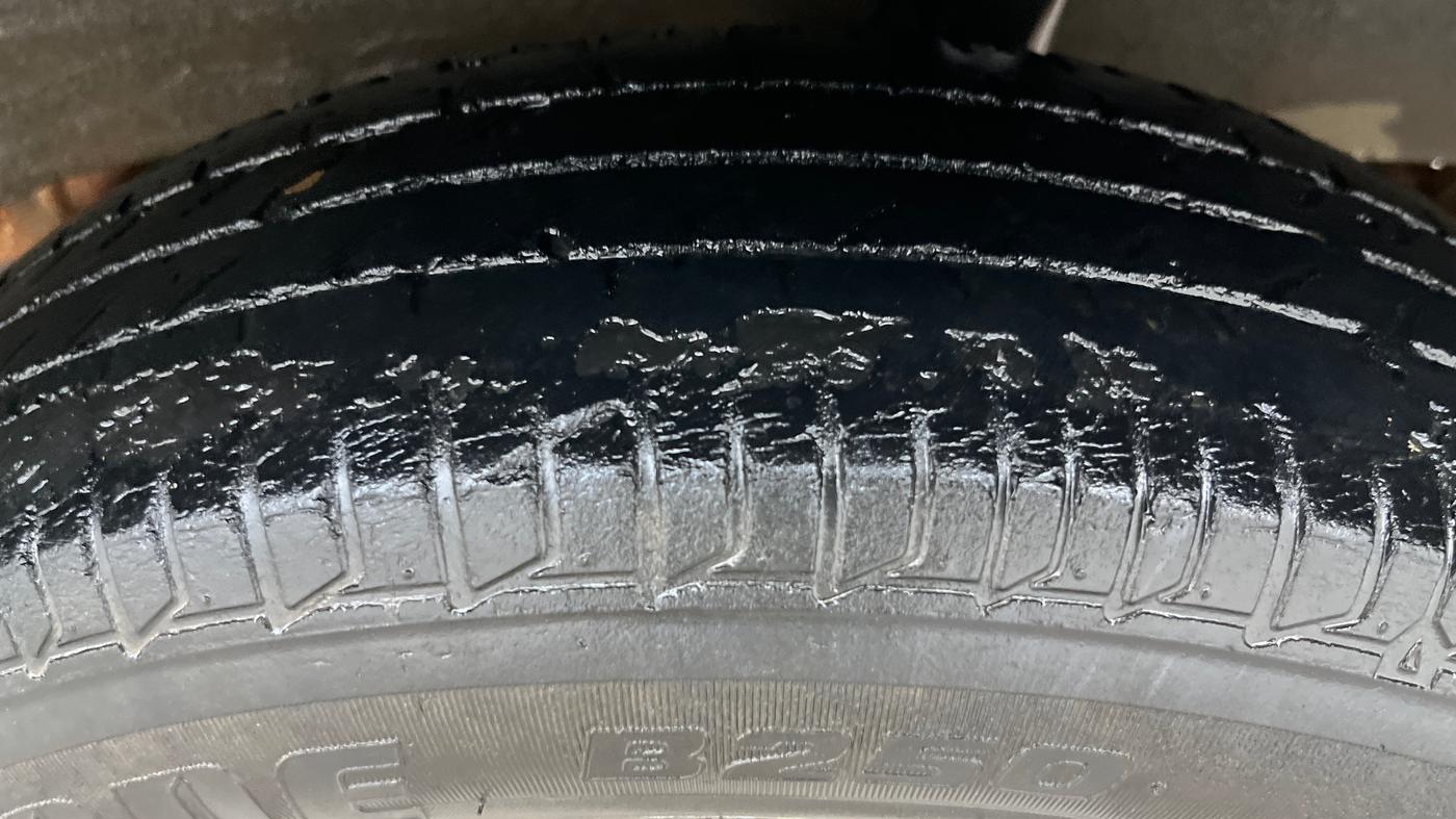 2018 Renault Kwid CLIMBER 1.0 AMT, Petrol, Automatic, 90,336 km, Left Rear Tyre Tread