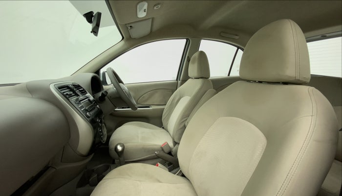 2015 Nissan Micra XV CVT, Petrol, Automatic, 47,617 km, Right Side Front Door Cabin