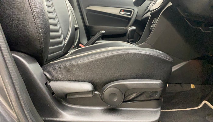 2019 Maruti Vitara Brezza ZDI PLUS AMT, Diesel, Automatic, 62,836 km, Driver Side Adjustment Panel