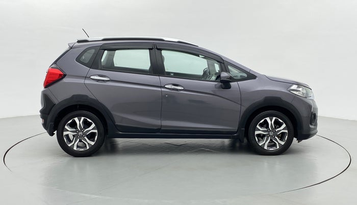 2017 Honda WR-V 1.5 i-DTEC VX MT, Diesel, Manual, 84,269 km, Right Side View