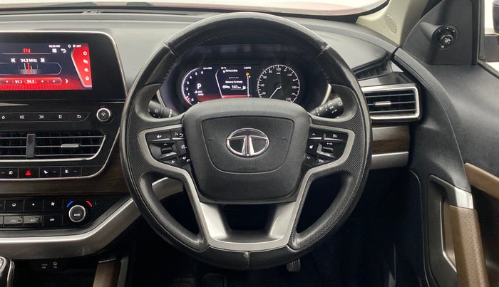 2020 Tata Harrier XZA + DUAL TONE, Diesel, Automatic, 24,344 km, Steering Wheel Close Up