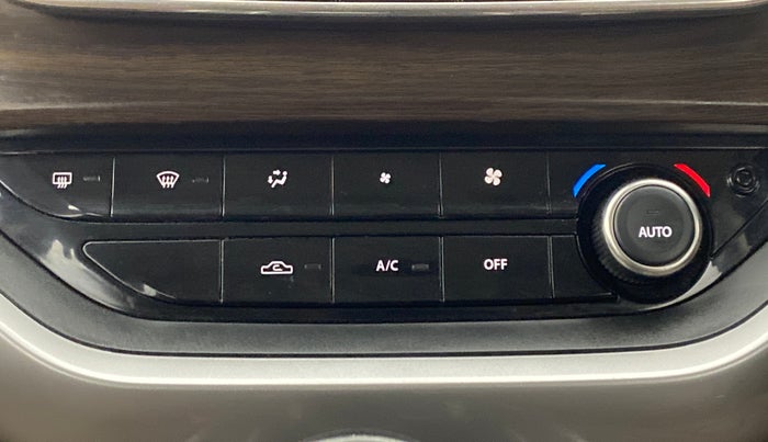 2020 Tata Harrier XZA + DUAL TONE, Diesel, Automatic, 24,344 km, Automatic Climate Control