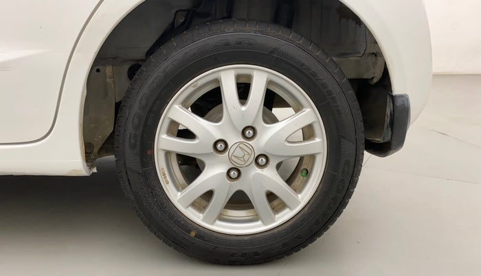 2013 Honda Brio V MT, Petrol, Manual, 57,827 km, Left Rear Wheel
