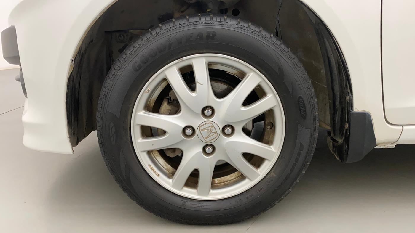 2013 Honda Brio V MT, Petrol, Manual, 57,827 km, Left Front Wheel