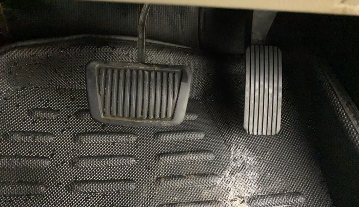 2022 Hyundai Verna SX 1.5 VTVT, Petrol, Manual, 67,082 km, Pedals